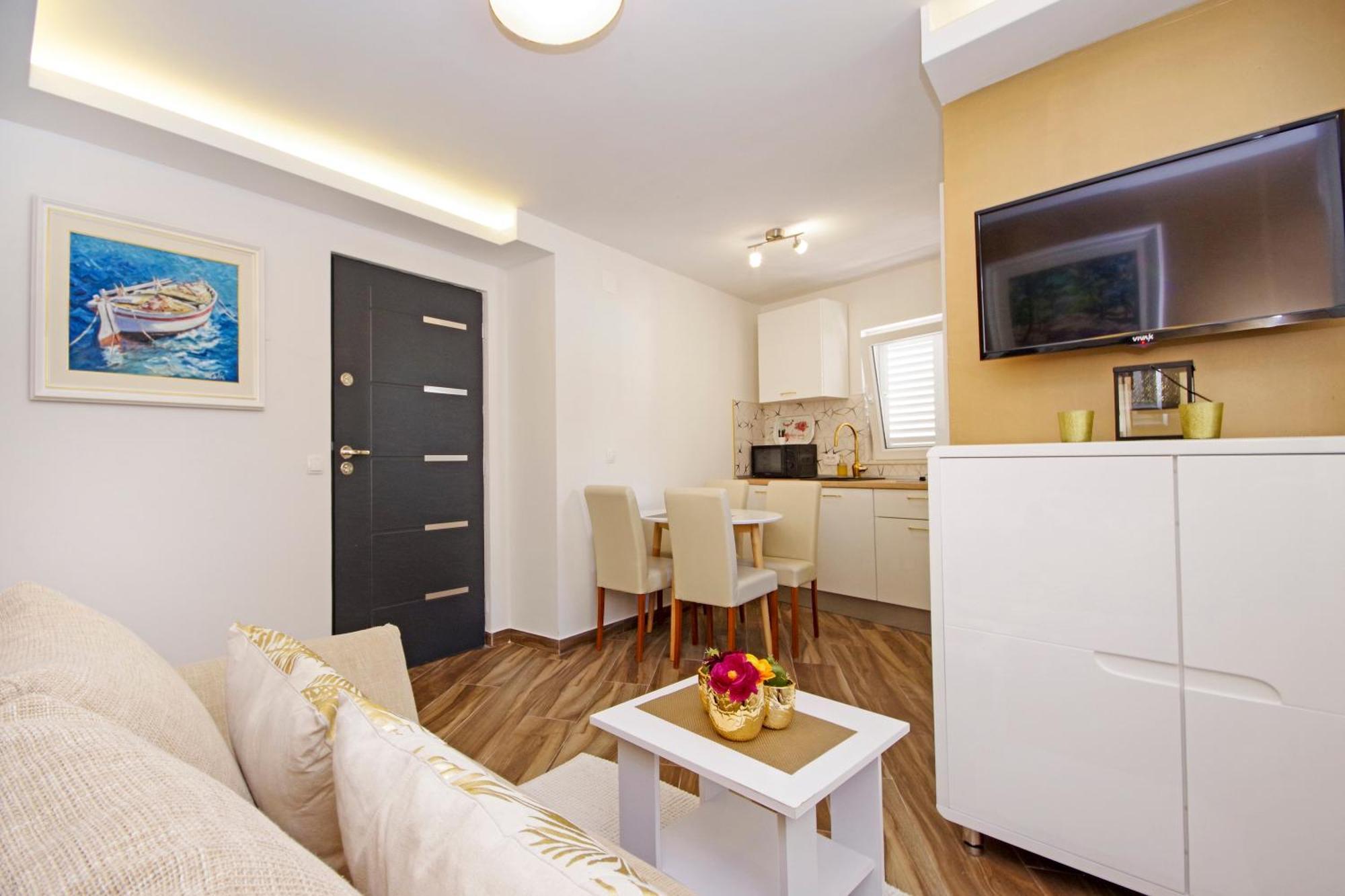 Apartments Roma Baska Voda Bagian luar foto